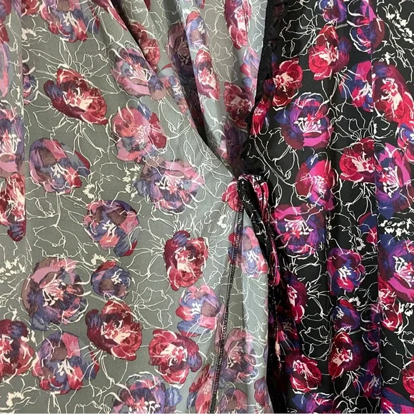 torrid Kimono Sleeve Midi Robe - Satin Floral Black Water Outline Floral 3X / 4X - Picture 8 of 16